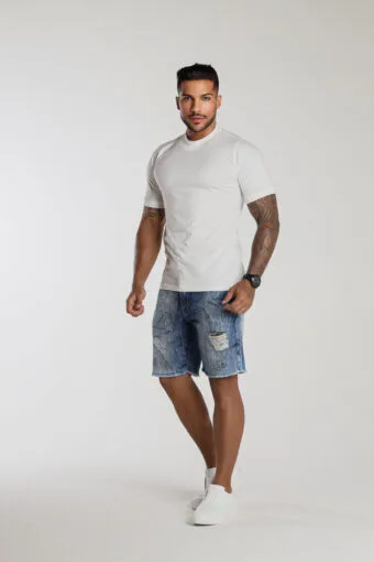 Bermuda Jeans 100% Algodão, Com Barra Desfiada E Carimbo Codi.