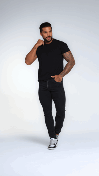 Calça Jeans SLIM Com Bipolimento Preto.