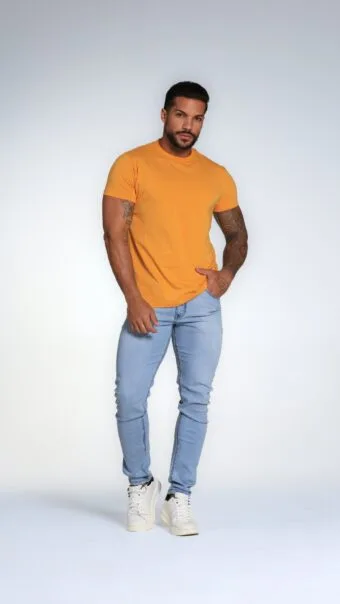 Calça Jeans Slim com Delavê