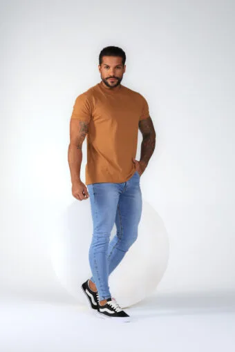 Calça Jeans Sky Clean Essencial.