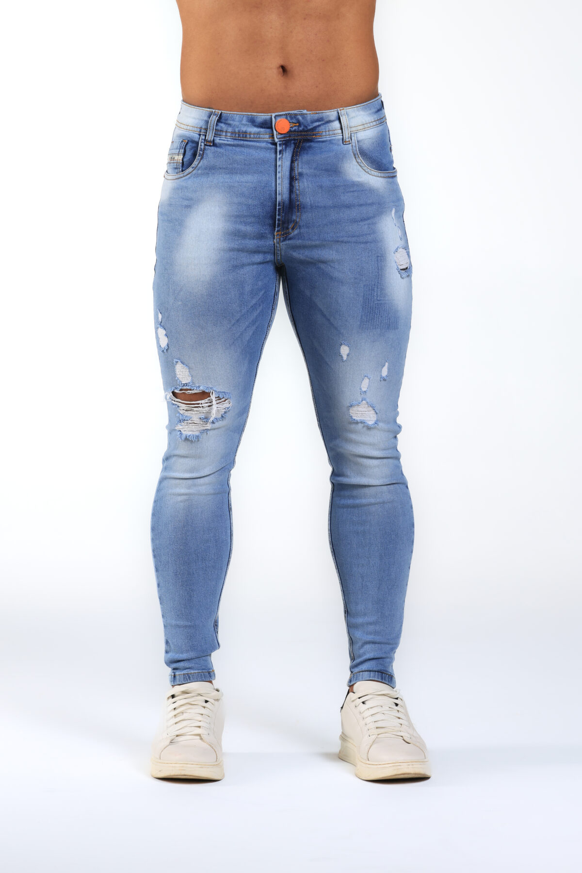 Calça Jeans Sky Clean Com Destroyed. - Imagem 2