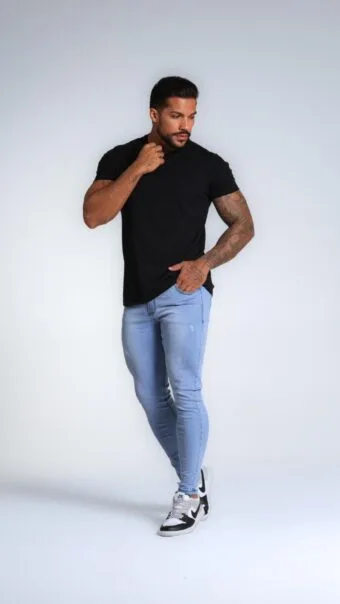 CALÇA JEANS SKY CLEAN BORDADO NO BOLSO