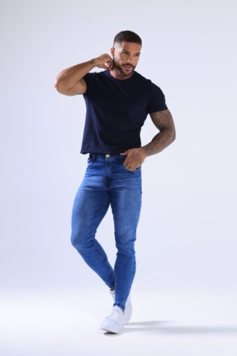 CALÇA JEANS SKINNY DETALHE NO BOLSINHO